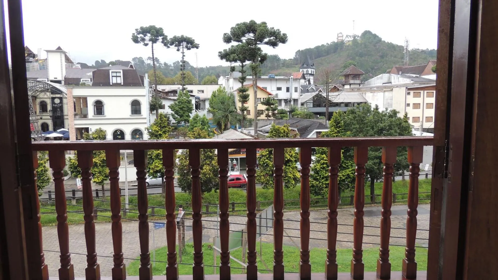 Hotel Monte Carlo Campos do Jordao
