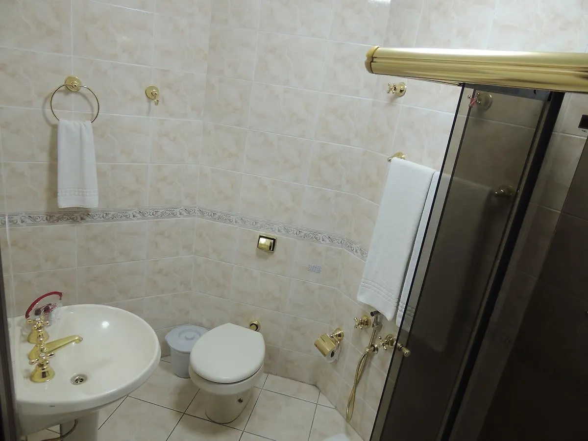 Hotel Monte Carlo Campos do Jordao