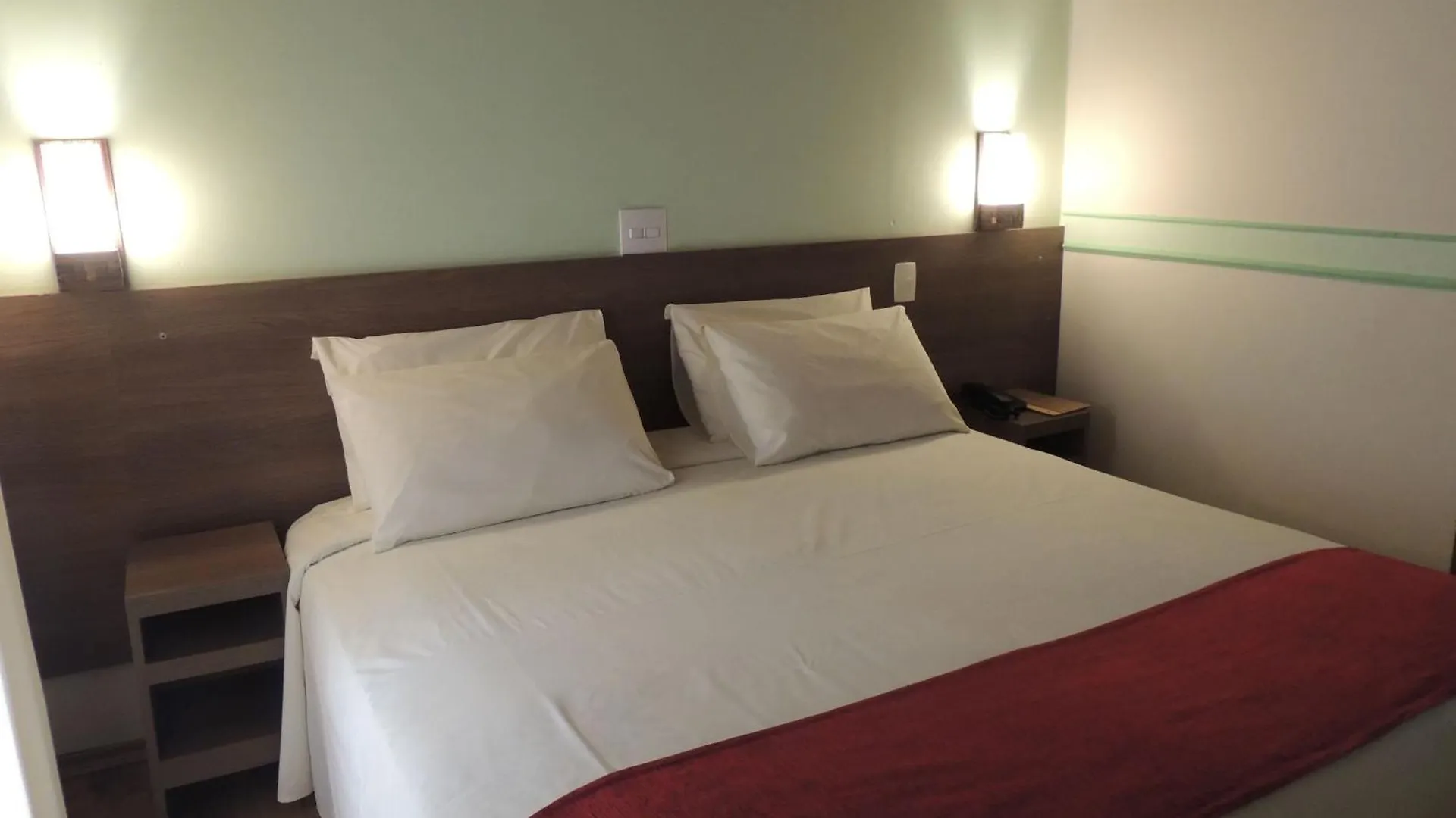 Hotel Monte Carlo Campos do Jordao